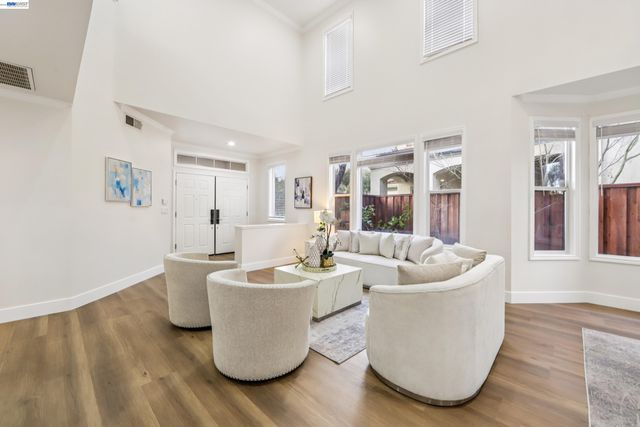 428 Fuchsia Ln, San Ramon, CA 94582