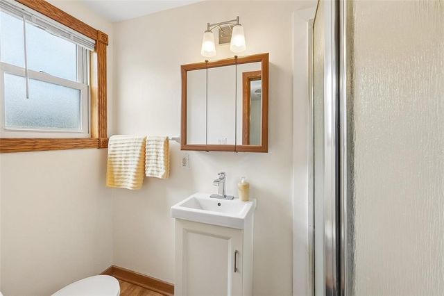 2951 Garfield Avenue, Des Moines, IA 50317