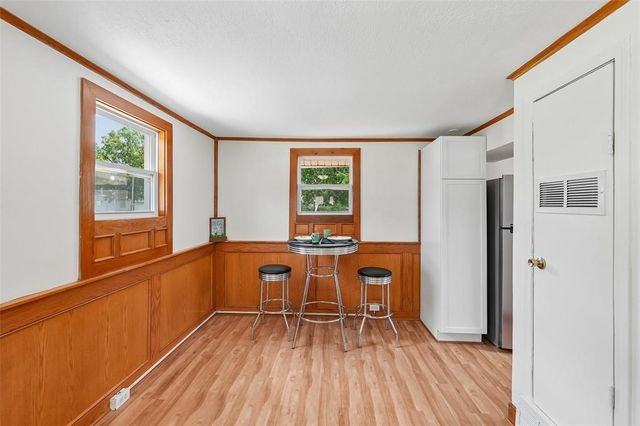 2951 Garfield Avenue, Des Moines, IA 50317