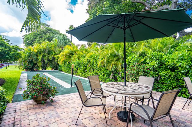 1111 S Ocean Boulevard 122, Boca Raton, FL 33432