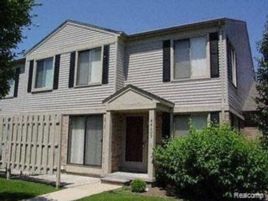 44609 Georgia Court, Clinton Township, MI 48038