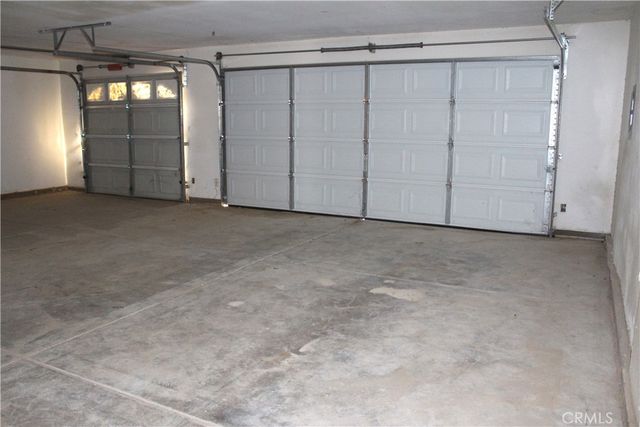 26180 Horizon Street, Apple Valley, CA 92308