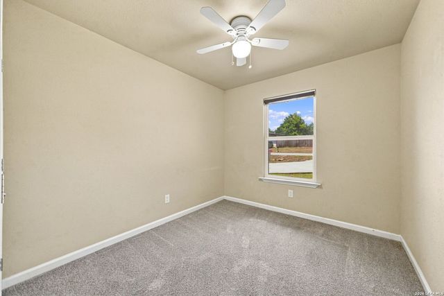2046 BLUERIDGE DR, Canyon Lake, TX 78133