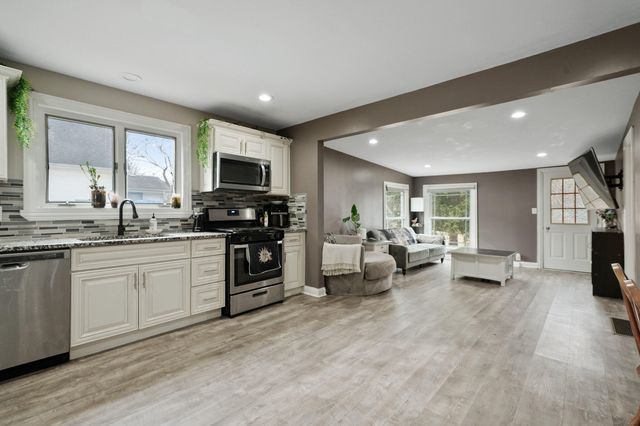 345 Castle Street, Lowell, IN 46356