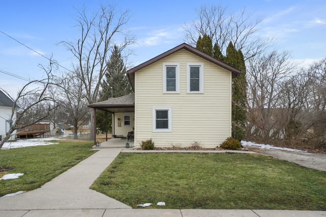 345 Castle Street, Lowell, IN 46356