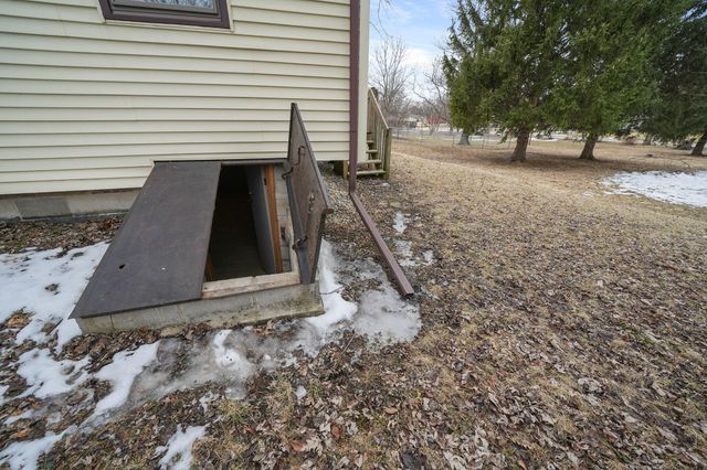 345 Castle Street, Lowell, IN 46356