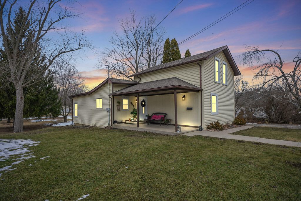 345 Castle Street, Lowell, IN 46356