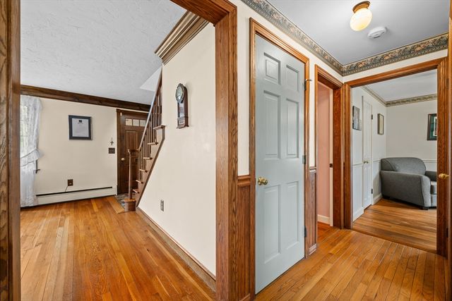 125 Indian Hill Rd, Worcester, MA 01606