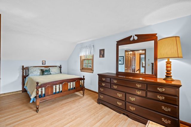 125 Indian Hill Rd, Worcester, MA 01606