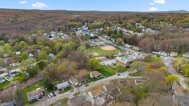 125 Indian Hill Rd, Worcester, MA 01606