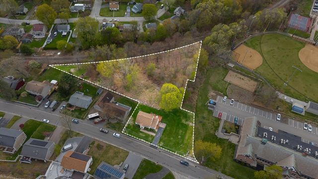 125 Indian Hill Rd, Worcester, MA 01606