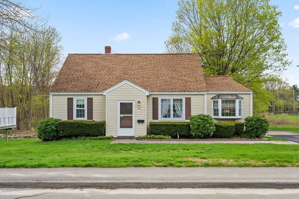 125 Indian Hill Rd, Worcester, MA 01606