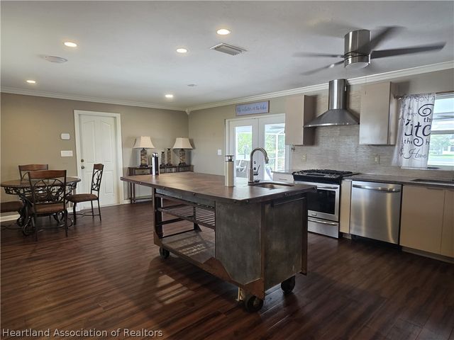 120 Eleanor Court, Lake Placid, FL 33852