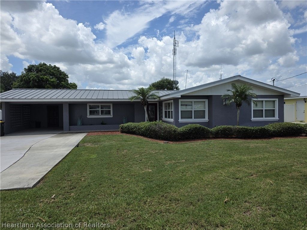 120 Eleanor Court, Lake Placid, FL 33852