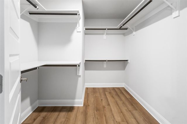 4320 Leslies Way, Dickinson, TX 77539