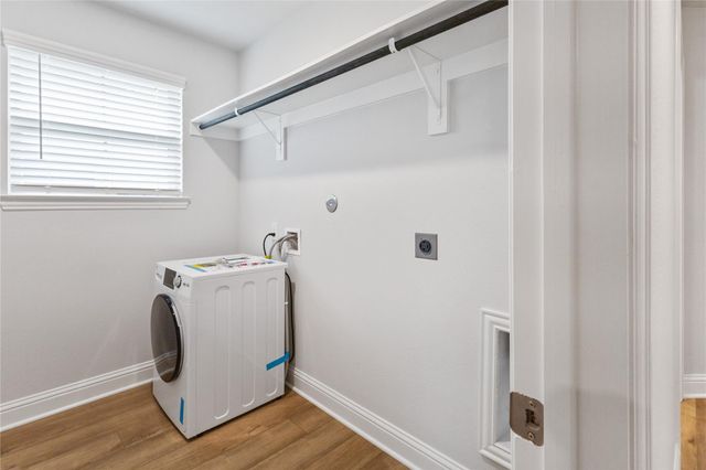 4320 Leslies Way, Dickinson, TX 77539