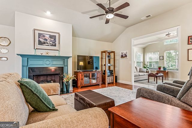 140 Cottage Club Drive, Locust Grove, GA 30248