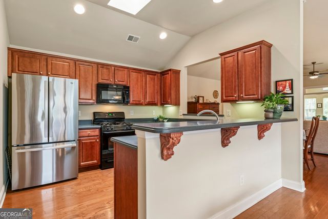 140 Cottage Club Drive, Locust Grove, GA 30248