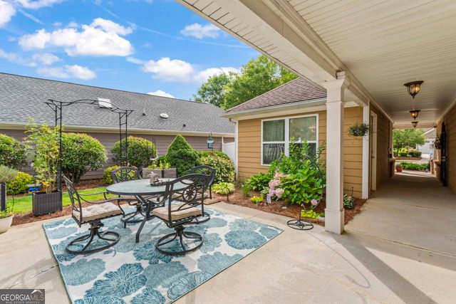 140 Cottage Club Drive, Locust Grove, GA 30248