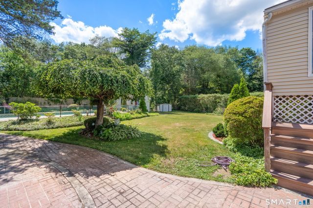 48 Jefferson Circle, Clinton, CT 06413
