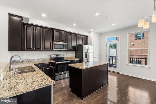 128 S NEWKIRK ST, Baltimore, MD 21224