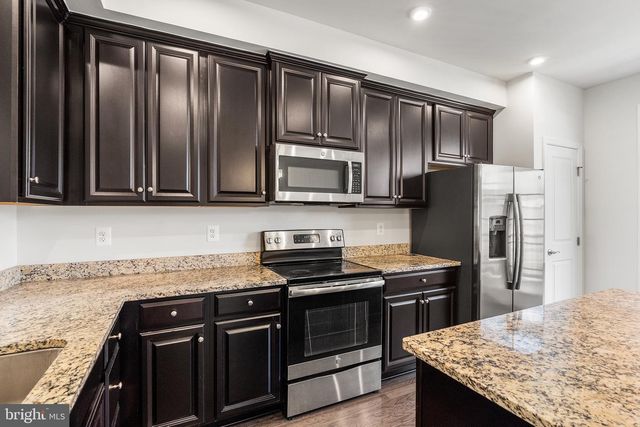128 S NEWKIRK ST, Baltimore, MD 21224