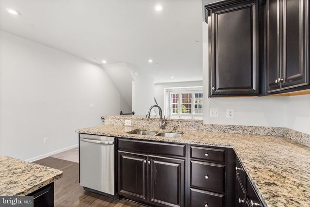 128 S NEWKIRK ST, Baltimore, MD 21224