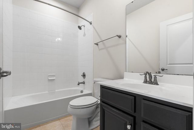 128 S NEWKIRK ST, Baltimore, MD 21224