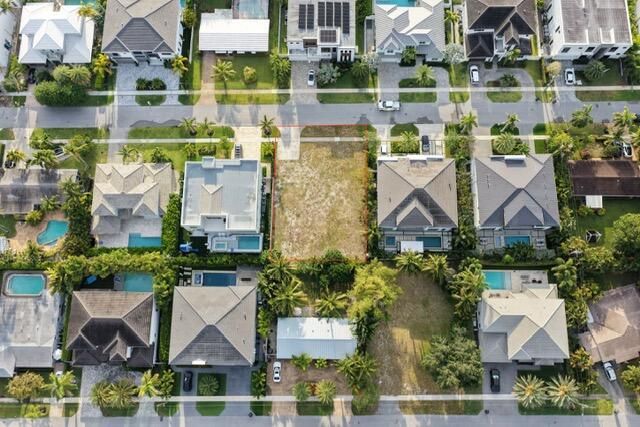 1001 NE 3rd Avenue, Boca Raton, FL 33432