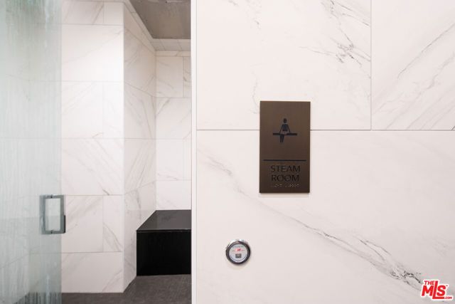 889 Francisco Street 1002, Los Angeles, CA 90017