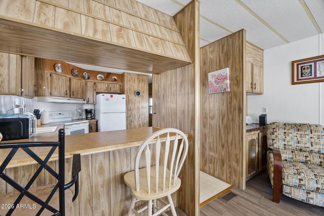 205 S HIGLEY Road 162, Mesa, AZ 85206