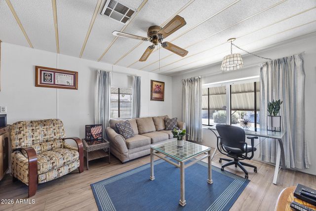 205 S HIGLEY Road 162, Mesa, AZ 85206