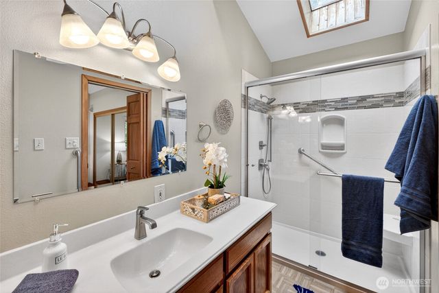 10427 Sunrise Beach Drive NW, Gig Harbor, WA 98332