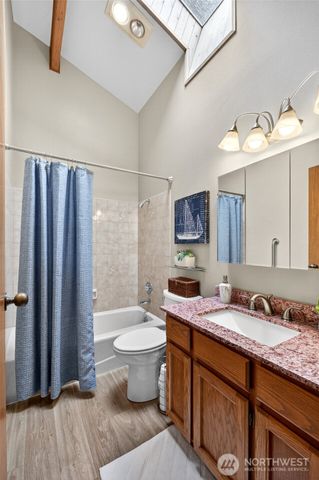 10427 Sunrise Beach Drive NW, Gig Harbor, WA 98332