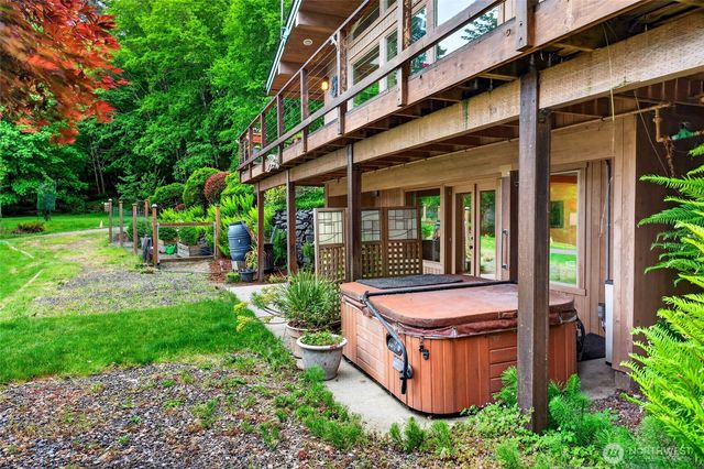 10427 Sunrise Beach Drive NW, Gig Harbor, WA 98332