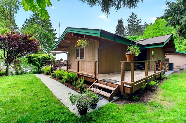 10427 Sunrise Beach Drive NW, Gig Harbor, WA 98332