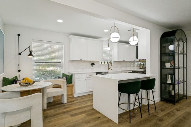 12420 Wood Manor Circle, Farmers Branch, TX 75234