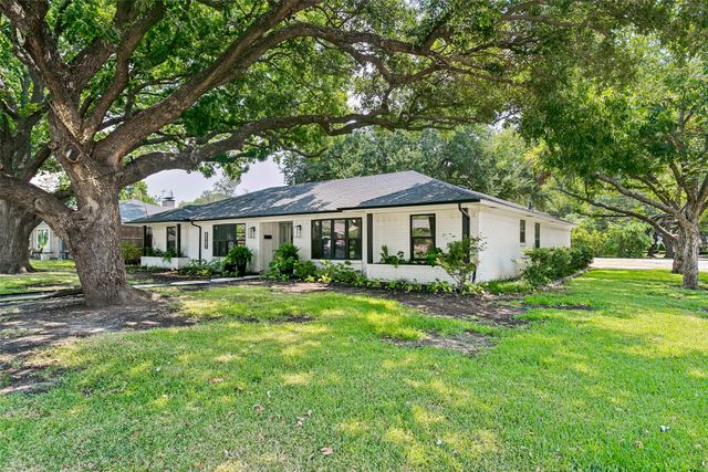 12420 Wood Manor Circle, Farmers Branch, TX 75234