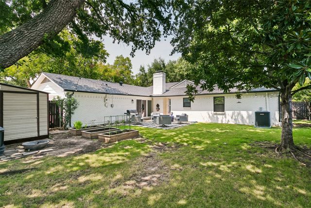 12420 Wood Manor Circle, Farmers Branch, TX 75234