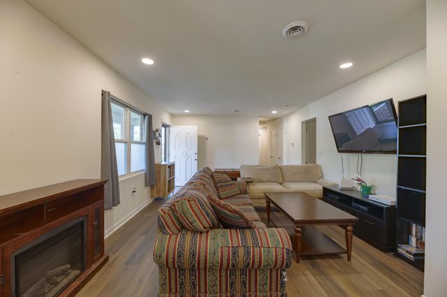 2439 Barton Chapel Road, Augusta, GA 30906