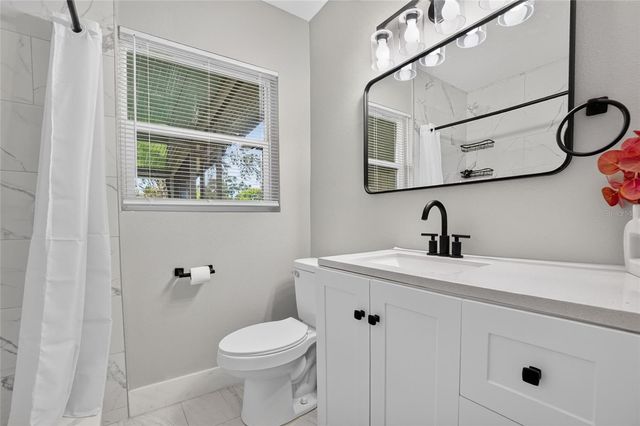 10420 N 22ND STREET, Tampa, FL 33612