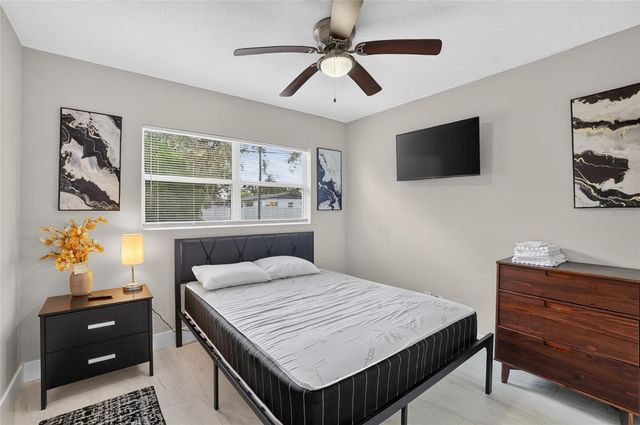 10420 N 22ND STREET, Tampa, FL 33612