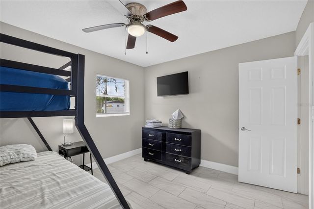 10420 N 22ND STREET, Tampa, FL 33612