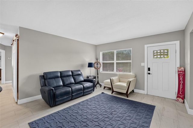 10420 N 22ND STREET, Tampa, FL 33612