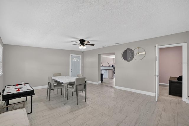 10420 N 22ND STREET, Tampa, FL 33612