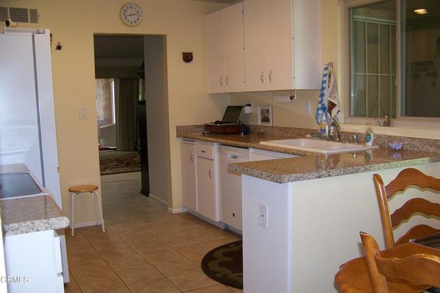 7177 Village 7, Camarillo, CA 93012