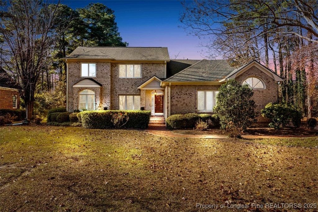 275 Courtyard Lane, Fayetteville, NC 28303