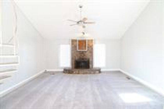 8900 N Shannon Avenue, Oklahoma City, OK 73132