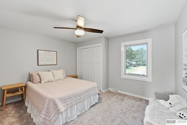527 Waterloo Drive, Waterloo, NE 68069