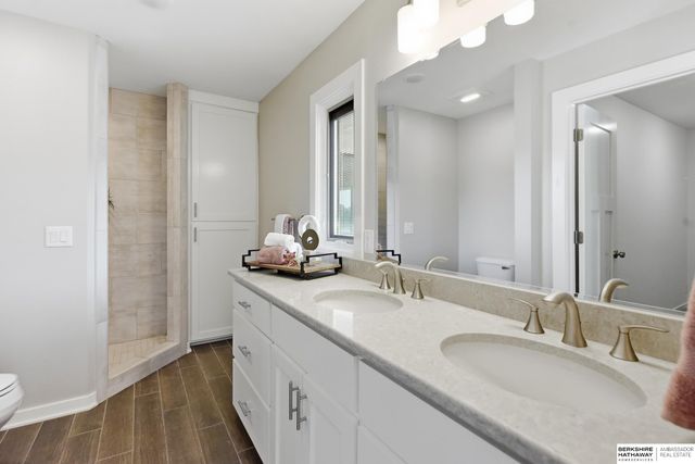 527 Waterloo Drive, Waterloo, NE 68069